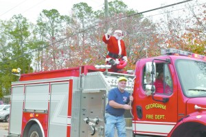 It's Santa Claus. (Bruce Branum/The Standard)
