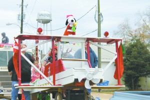 Dewayne "Railroad" Williams built this airplane that he had in the parade on Saturday. (Tori Norris/The Standard)